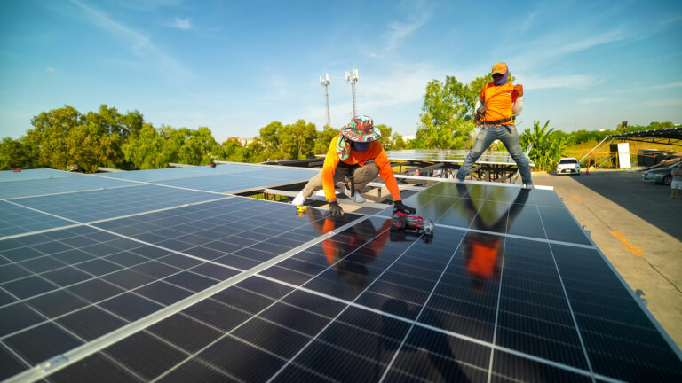 Empowering Chhattisgarh with Renewable Energy: Choosing the Right Solar Panel Dealer in Chhattisgarh
